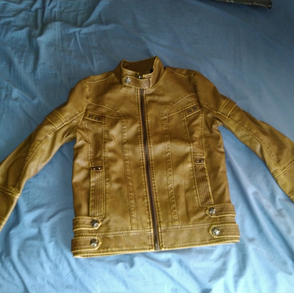 Leather Jacket - Picture 3 of 8